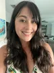 Foto de Larissa C., cliente que compartilha seu depoimento